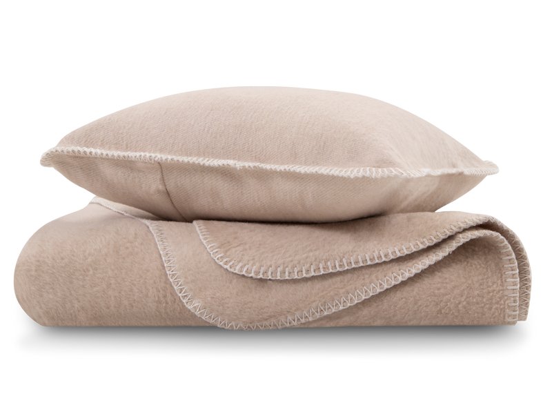 Комплект плед и чехол на подушку Бэй Бежевый 150x100