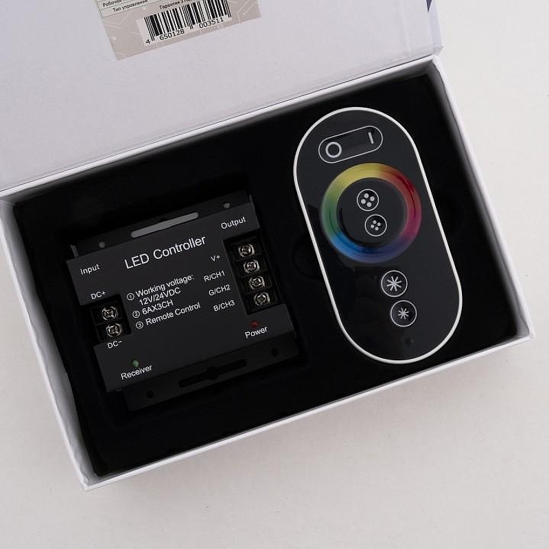 Контроллер-регулятор цвета RGB с пультом ДУ LEDS POWER TH05 3511 83 мм х 83 мм х 33 мм