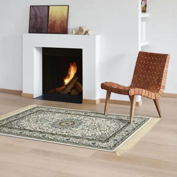 Ковер с коротким ворсом вискозный Amalfi 67x110 см бежевый