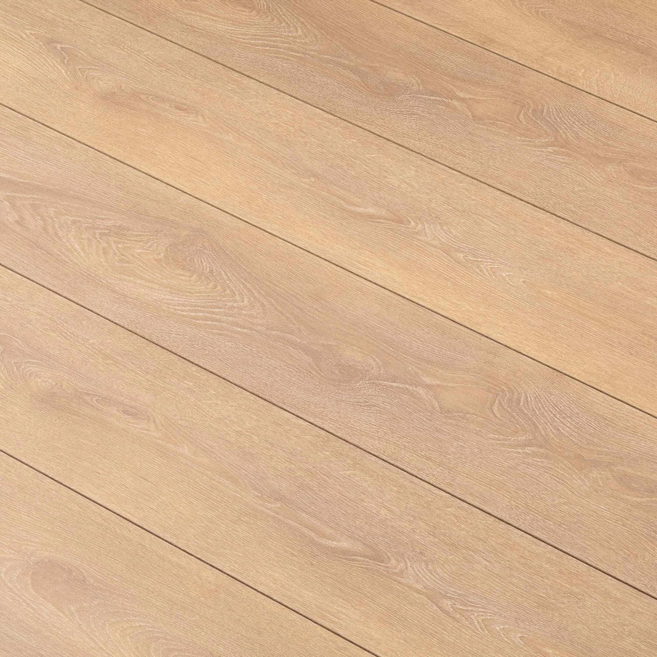 Ламинат 33 класс Ultradecor Expert Choice дуб брашированный 1285х192х12 мм 1,48 кв.м с фаской