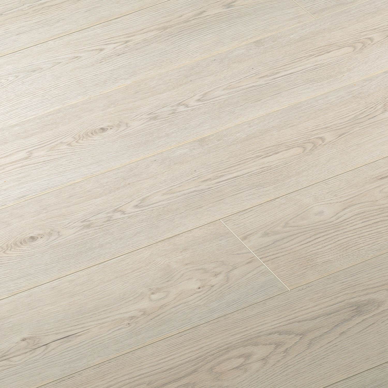 Ламинат 33 класс Ultradecor Expert Choice дуб стерлинг туманный 1285х192х8 мм 2,22 кв.м с фаской