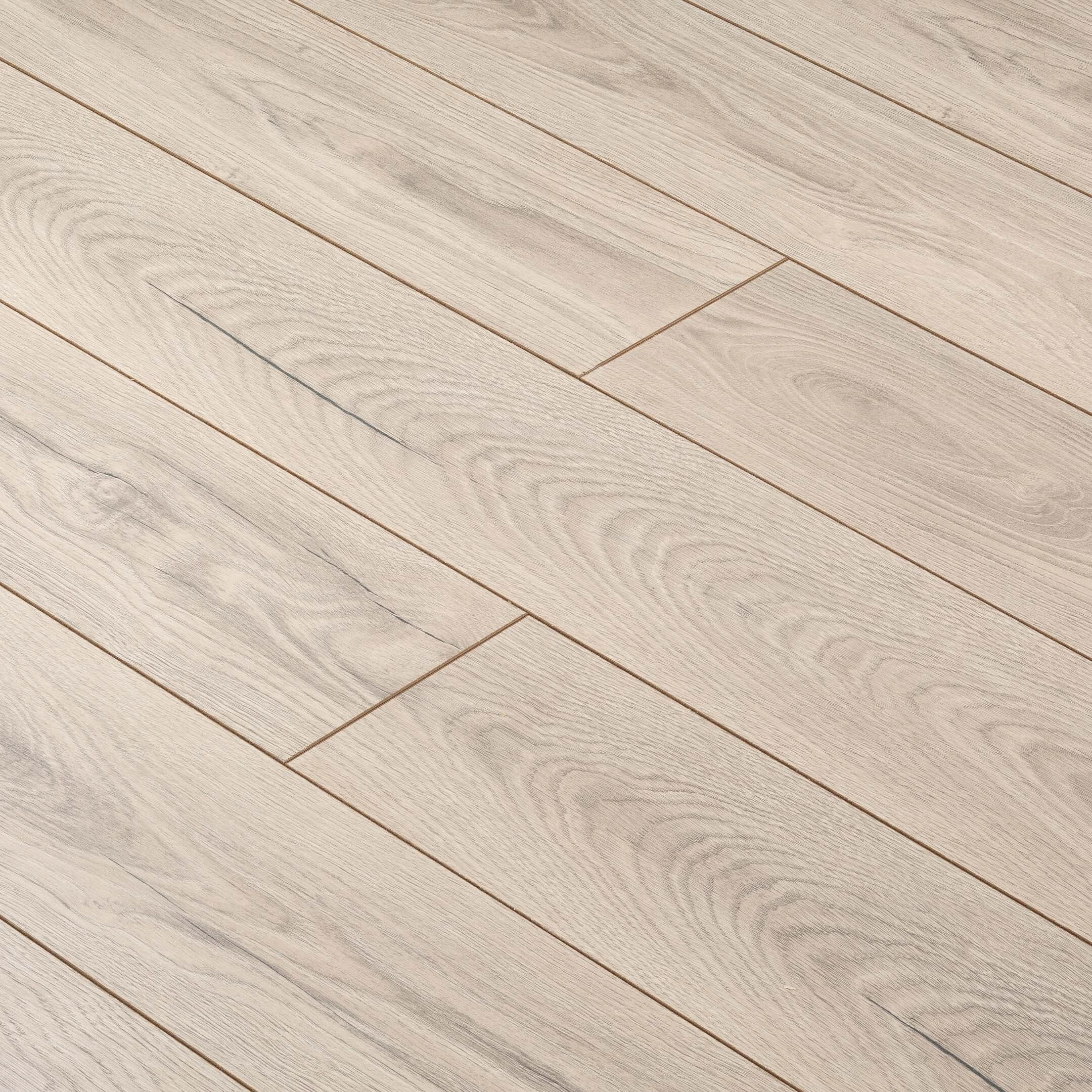 Ламинат 33 класс Ultradecor Expert Choice дуб светлый карпентер 1285х192х8 мм 2,22 кв.м с фаской