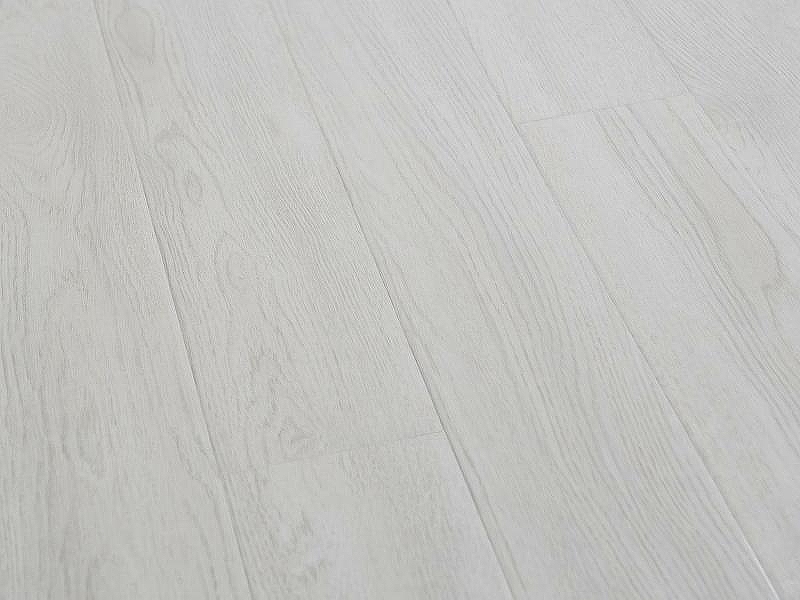 Ламинат Lamiwood Glanz 301 Дуб Шифон 1215х146х12 мм