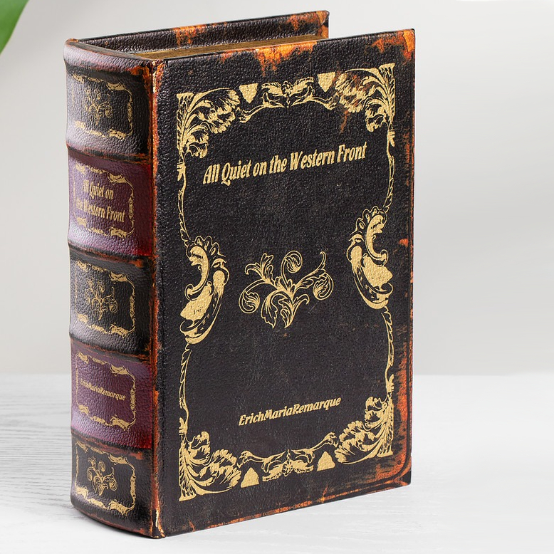 Шкатулка Glasar в виде книги черная 14х6х20 см