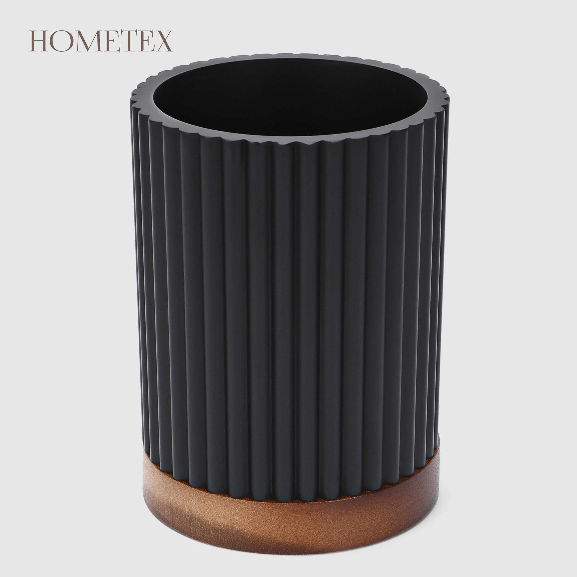 Стакан для зубных щёток Hometex из полирезина, черный