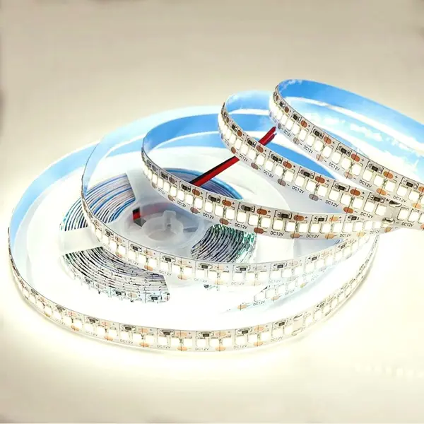 Светодиодная лента Apeyron для контурной подсветки SMD 2835 240 диод/19.2 Вт/м 24 В 10 мм IP20 10 м теплый белый свет