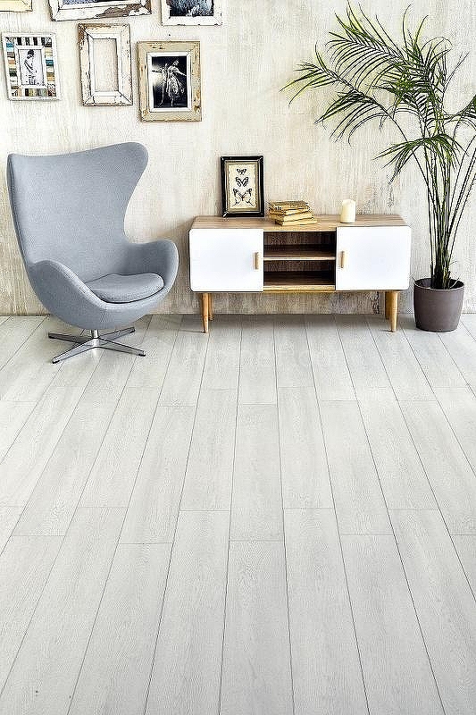 Виниловый ламинат Alpine Floor Intense ECO 9-5 Зимний лес 1220х183х6 мм