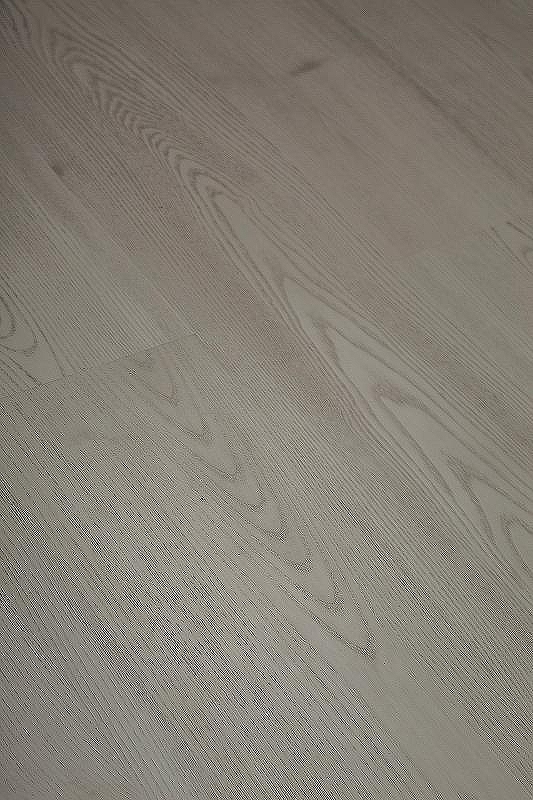 Виниловый ламинат Respect Floor SPC 4218 Дуб Морозный 1220х184х5 мм
